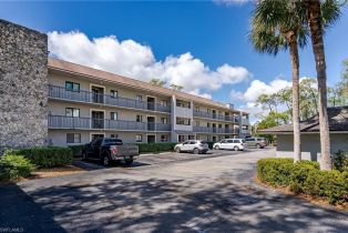 , 5789 Gage Ln # 203a, Naples FL 34113