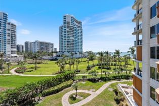 High Rise (8+), 4251 Gulf Shore Blvd N # 5b, Naples FL 3410334103