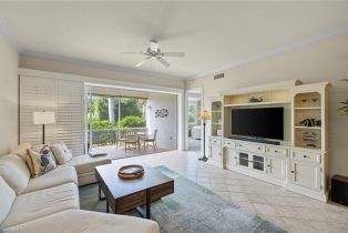 , 4700 Yacht Harbor Dr # 612, Naples FL 34112