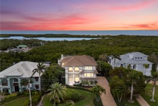 Single Family Residence, 516 Spinnaker Marco Island, FL 34145 