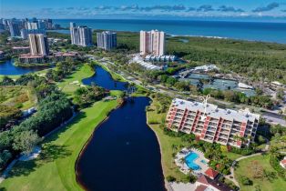 Mid Rise (4-7), 6300 Pelican Bay Blvd # A303, Naples FL 3410834108