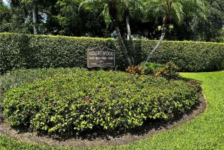 Low Rise (1-3), 960 Palm View Dr # 111, Naples FL 3411034110
