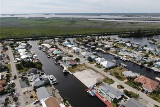 Land, 12262 Moon Shell Dr, Matlacha Isles FL 33991
