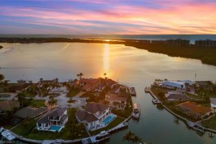 Single Family Residence, 1091 Old Marco Old Marco Village, FL 34145