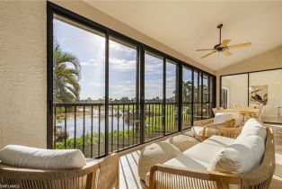 Low Rise (1-3), 27155 Oakwood Lake Dr # 201, Bonita Springs FL 34134
