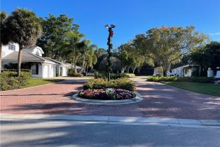 , 7046 Barrington Cir # 202, Naples FL 34108