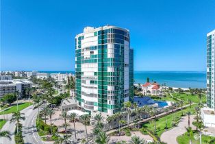 , 3971 Gulf Shore Blvd N # 401, Naples FL 34103