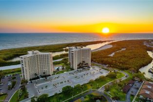 High Rise (8+), 440 Seaview Ct # 902, Marco Island FL 3414534145