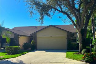 Villa Attached, 6584 Ilex Cir, Naples FL 34109