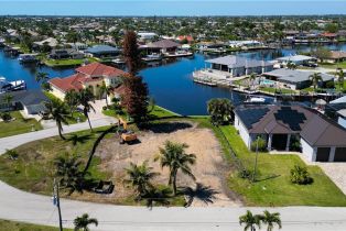 , 4964 Seville Ct, Cape Coral FL 33904
