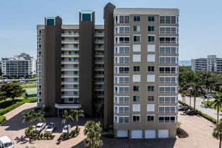 High Rise (8+), 25 Bluebill Ave # 1002, Naples FL 34108