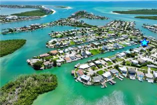 , 147 Capri Blvd, Naples FL 34113