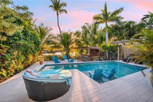 Single Family Residence, 1155 12th Lake Park, FL 34102