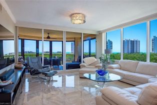 , 8990 Bay Colony Dr # 403, Naples FL 34108