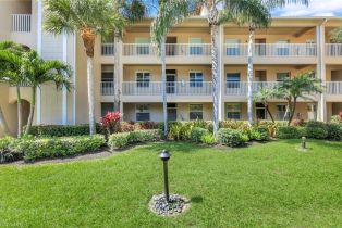 Low Rise (1-3), 2690 Cypress Trace Cir # 3212, Naples FL 34119