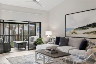 , 569 Serendipity Dr # 569, Naples FL 34108