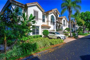 Low Rise (1-3), 133 Colonade Cir, Naples FL 34103