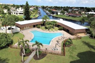 Mid Rise (4-7), 4309 Mariner Way W # 307, Fort Myers FL 3391933919