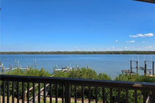 Single Family Residence, 232 Anchorage St, Fort Myers Beach FL 33931