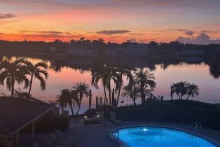 Mid Rise (4-7), 3500 Gulf Shore Blvd N # 307, Naples FL 3410334103
