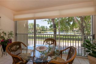 Low Rise (1-3), 5809 Glencove Dr # 905, Naples FL 34108