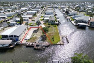 , 11431 Cypress Ln, Fort Myers Beach FL 33931