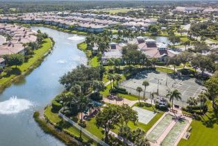 , 3057 Driftwood Way # 4004, Naples FL 34109