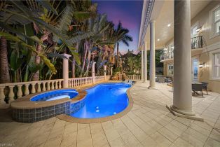 Single Family Residence, 1408 Hemingway Hemingway Place, FL 34103