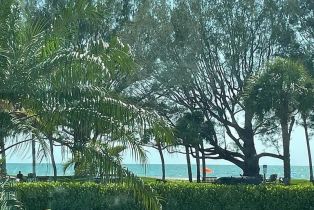 , 2100 Gulf Shore Blvd N # 100, Naples FL 34102