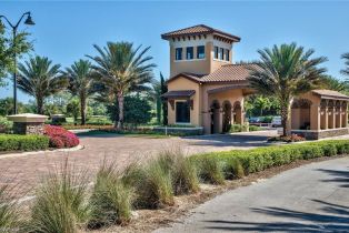 Low Rise (1-3), 9426 Benevenuto Ct # 203, Naples FL 34119