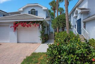 Low Rise (1-3), 7074 Barrington Cir # 202, Naples FL 3410834108