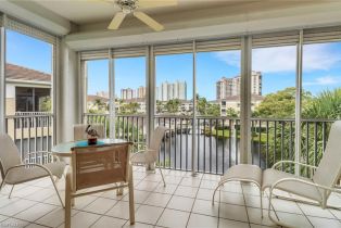 , 7654 Pebble Creek Cir # 301, Naples FL 34108