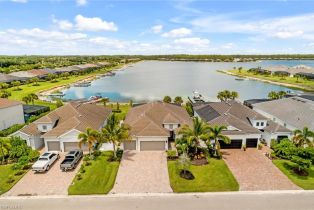 Single Family Residence, 13504 Blue Bay Cir, Fort Myers FL 3391333913 