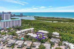 Single Family Residence, 5929 Chanteclair Chanteclair Manor, FL 34108