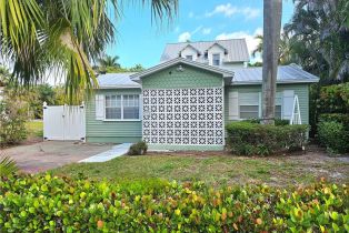 , Olde Naples, FL 