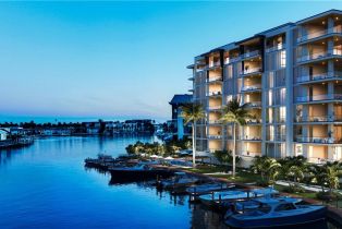 , 3300 Gulf Shore Blvd N # 205, Naples FL 34103