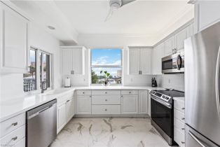 High Rise (8+), 400 FLagship Dr # 402, Naples FL 34108