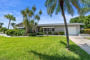 Single Family Residence, 4902 Seville Caloosahatchee, FL 33904 