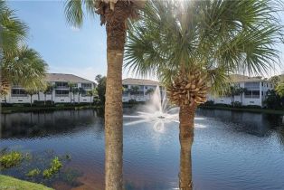 , 805 Bentwater Cir # 104, Naples FL 34108