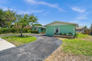 Single Family Residence, 1280 22nd Park Shore, FL 34103 