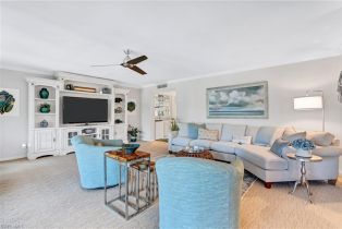 , 2400 Gulf Shore Blvd N # 203, Naples FL 34103