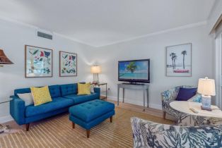 , 3200 Gulf Shore Blvd N # 105, Naples FL 34103