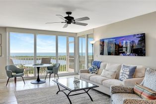 High Rise (8+), 5550 Heron Point Dr # 703, Naples FL 34108