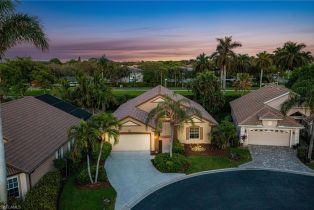 Single Family Residence, 8476 Indian Wells Way, Naples FL 34113