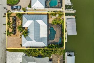 Single Family Residence, 11 Sunview Fort Myers Beach, FL 33931 