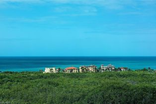 , 7515 Pelican Bay Blvd # 7b, Naples FL 34108