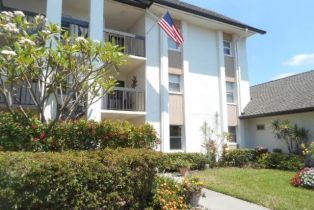 Low Rise (1-3), 1510 Imperial Golf Course Blvd # 114, Naples FL 34110