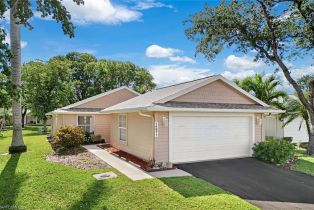Villa Detached, 14871 Crescent Cove Dr, Fort Myers FL 3390833908 