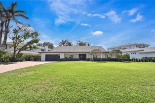 Single Family Residence, 508 Devils Ln, Naples FL 34103