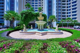 , 7117 Pelican Bay Blvd # 1001, Naples FL 34108
